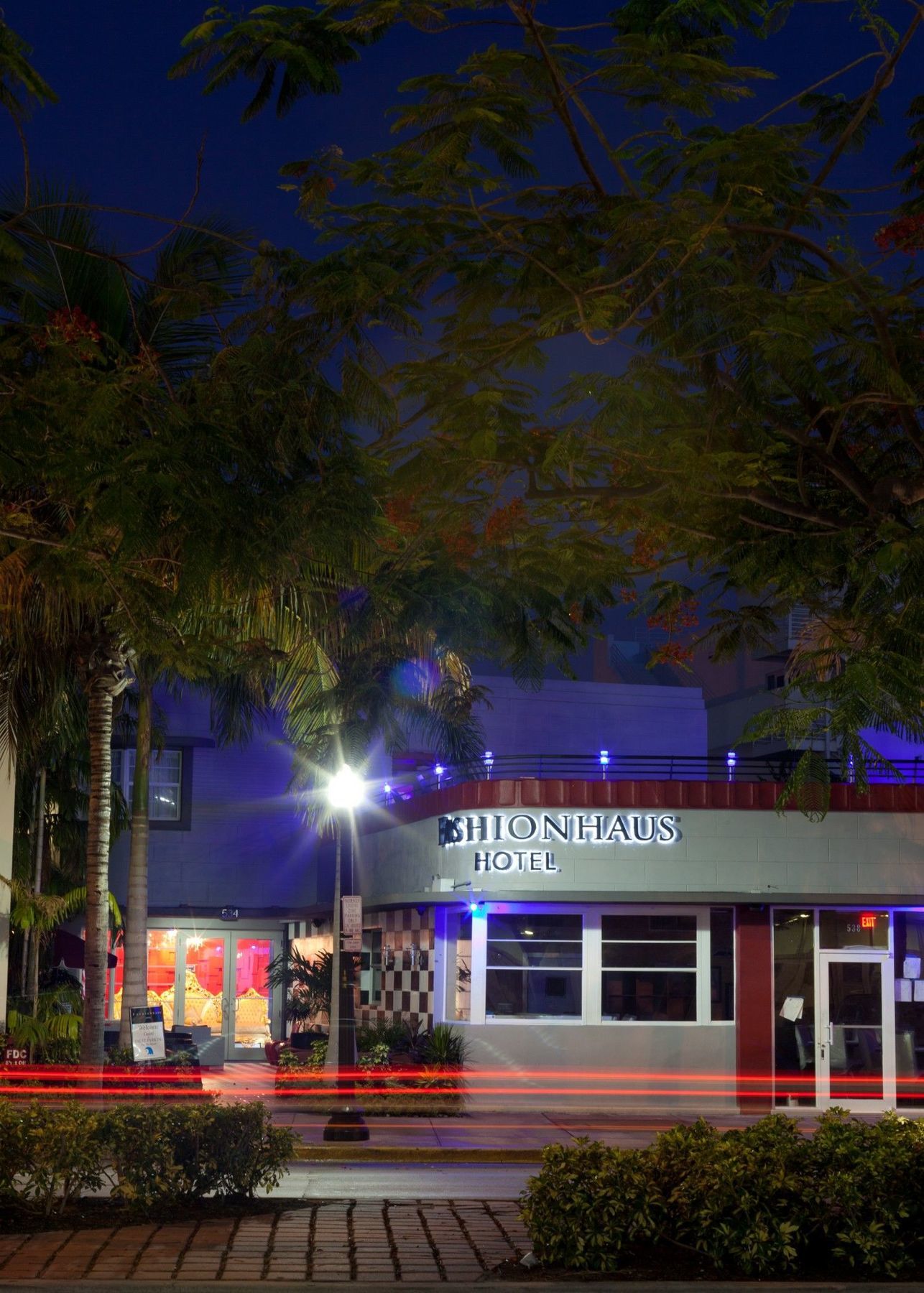The Cove By Renzzi (Adults Only) Hotel Miami Beach Bagian luar foto
